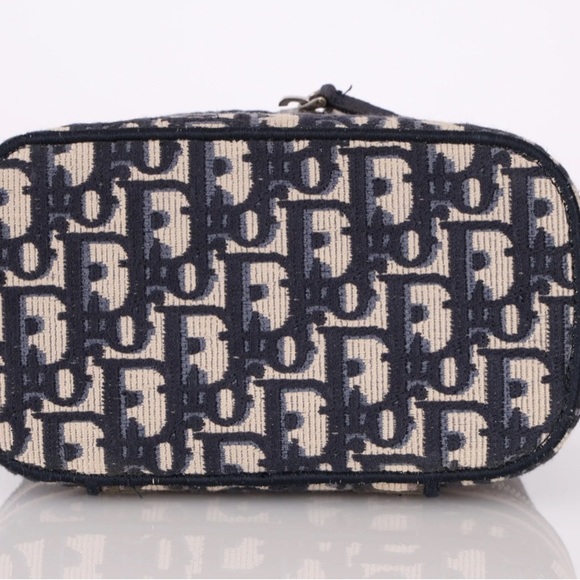 Dior Oblique Travel Vanity Case Crossbody - Picture 5 of 5